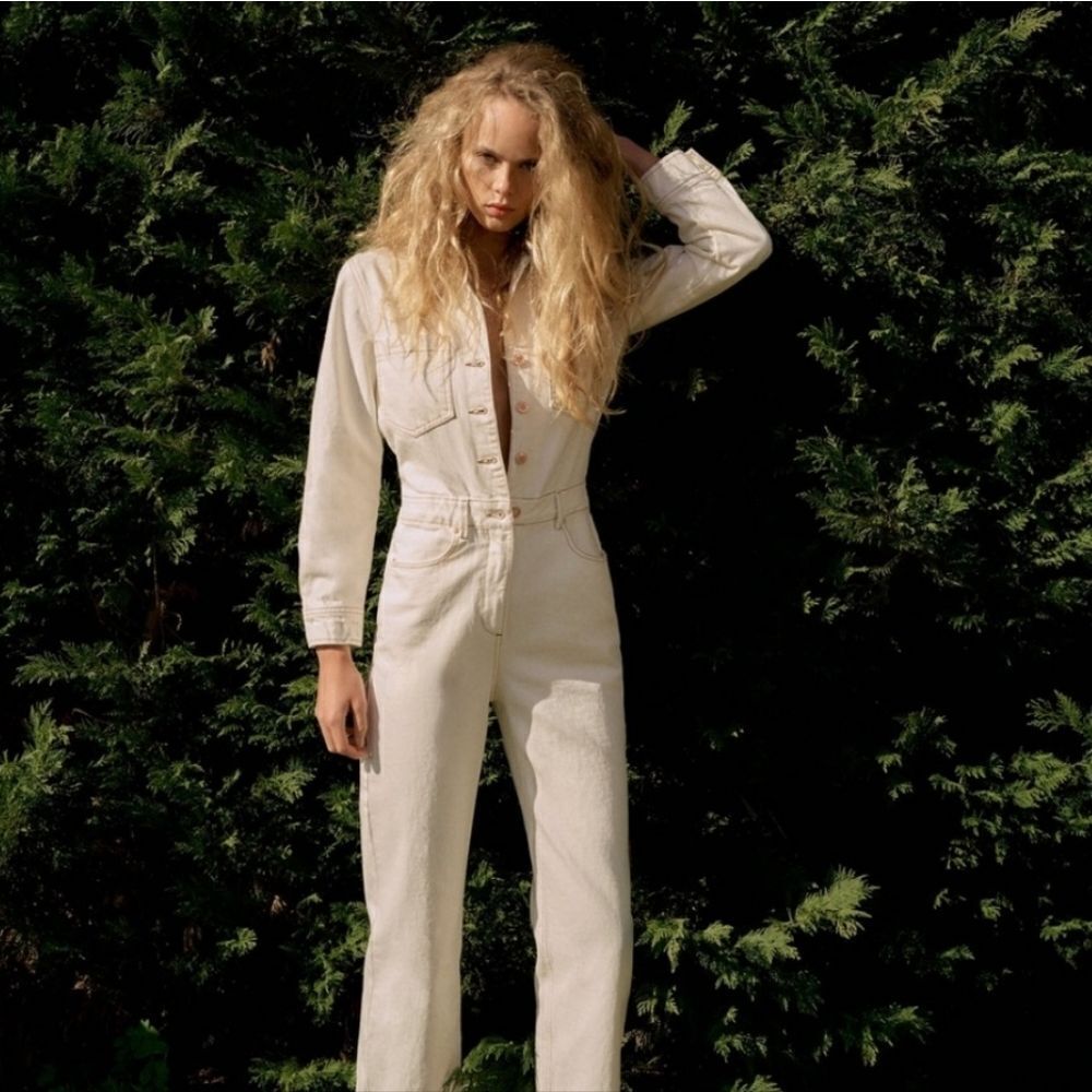 Zara Long Sleeve Coverall Jumpsuit Button Front Size 9